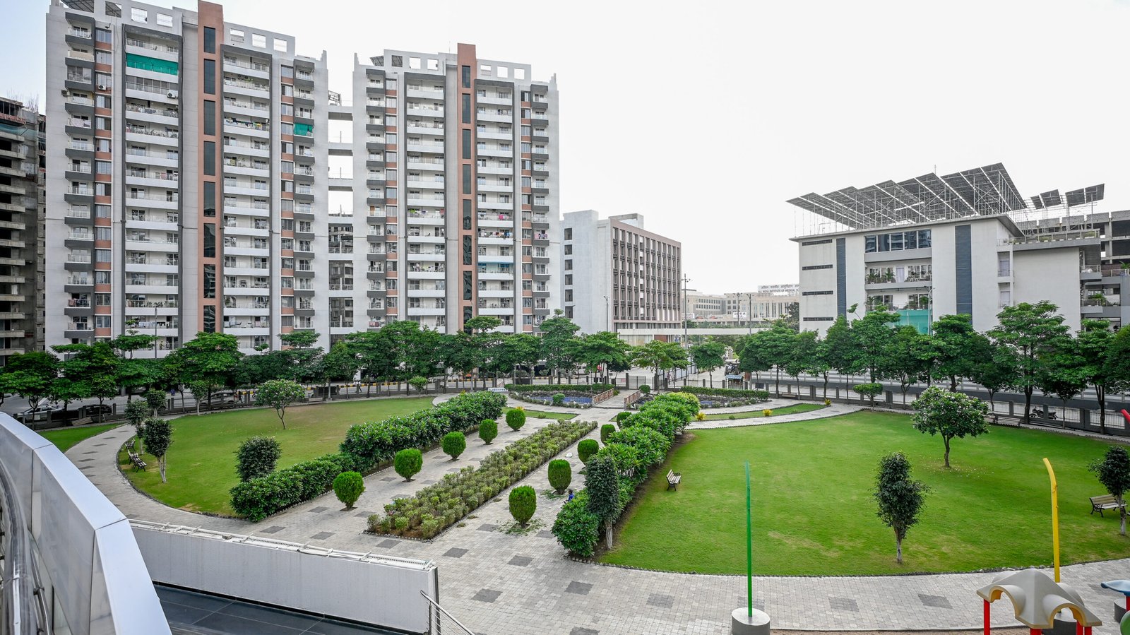 Central Green Zone at Shiv Kailasa Township